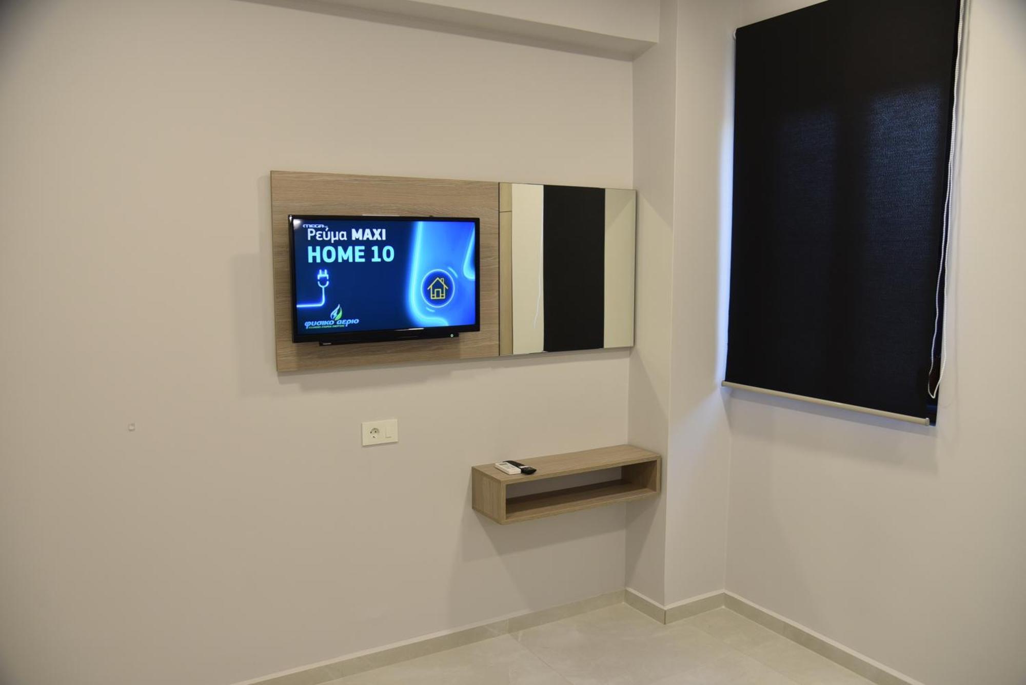 Pirgos Deluxe Apartment - Private Parking Kíssamos Buitenkant foto