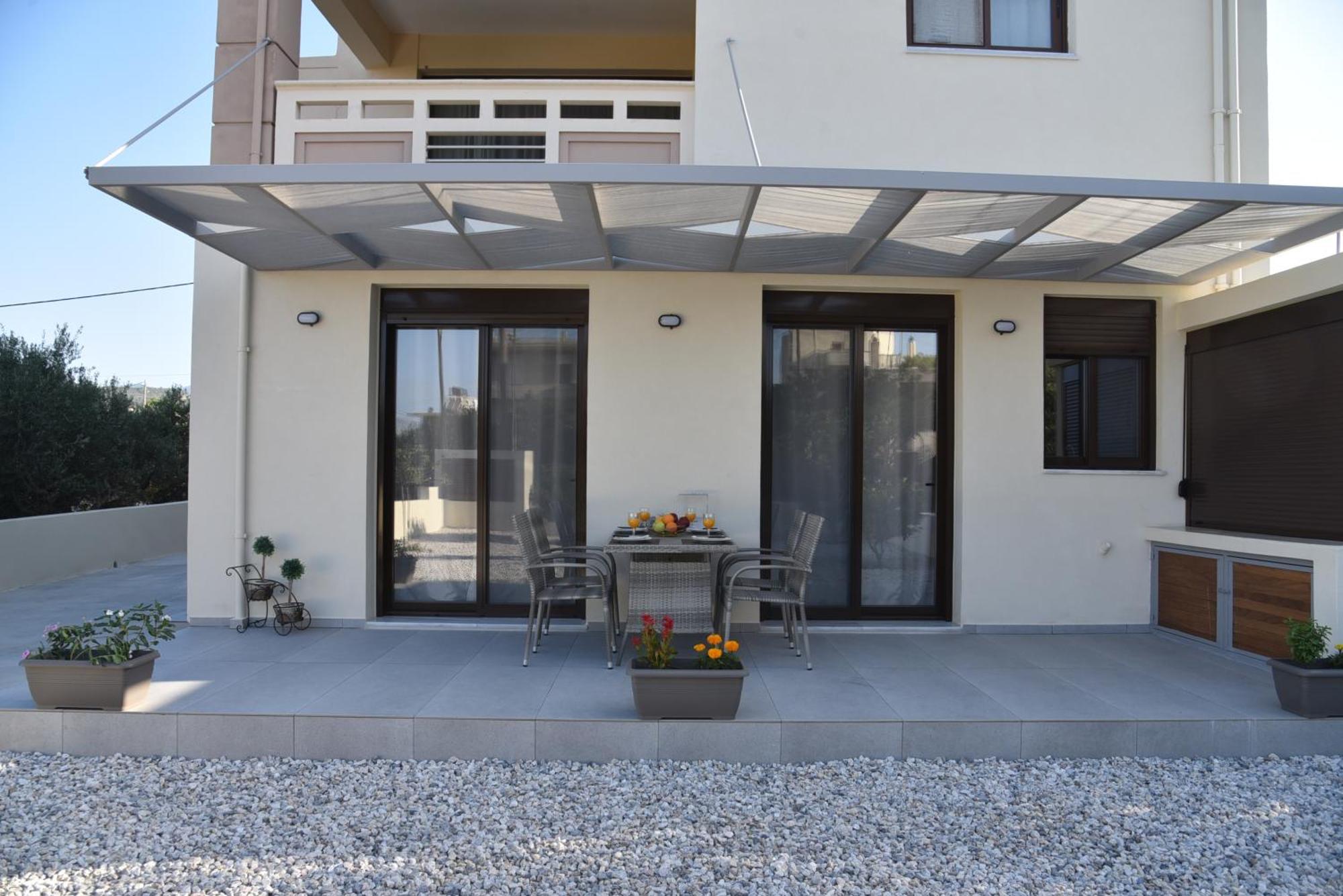 Pirgos Deluxe Apartment - Private Parking Kíssamos Buitenkant foto